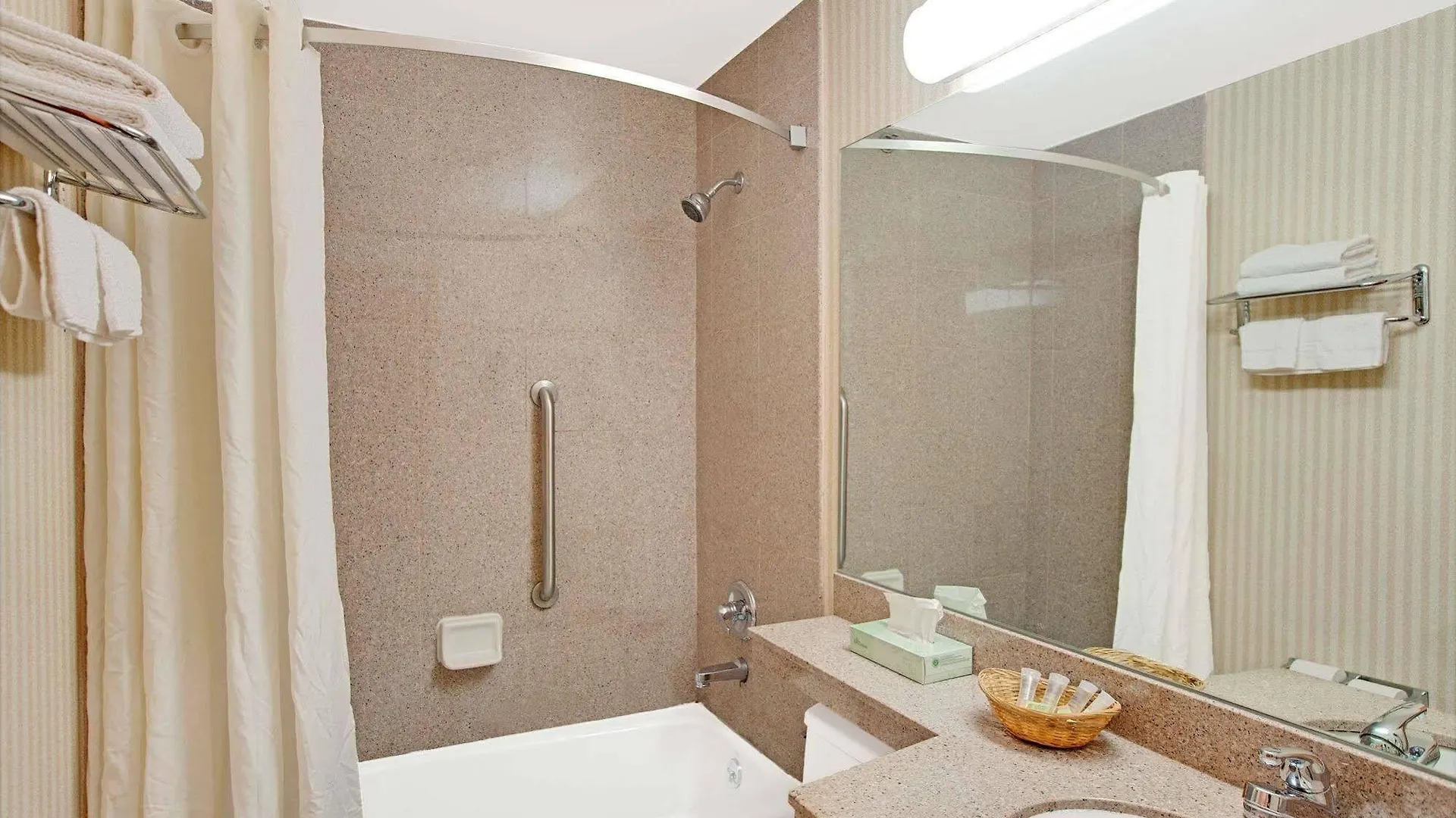 Super 8 Jfk Airport Nyc Hotel New York